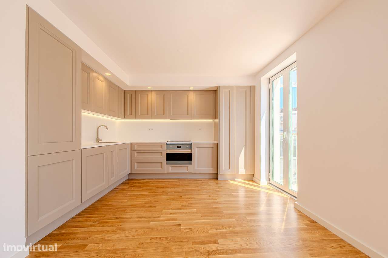 T2 Duplex com 2 suites nas Avenidas Novas | Novo e exclusivo-1