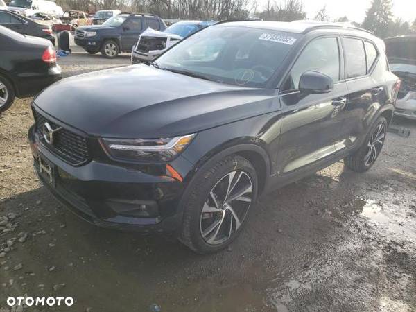 Volvo XC 40 - 2