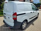 Ford Courier - 10