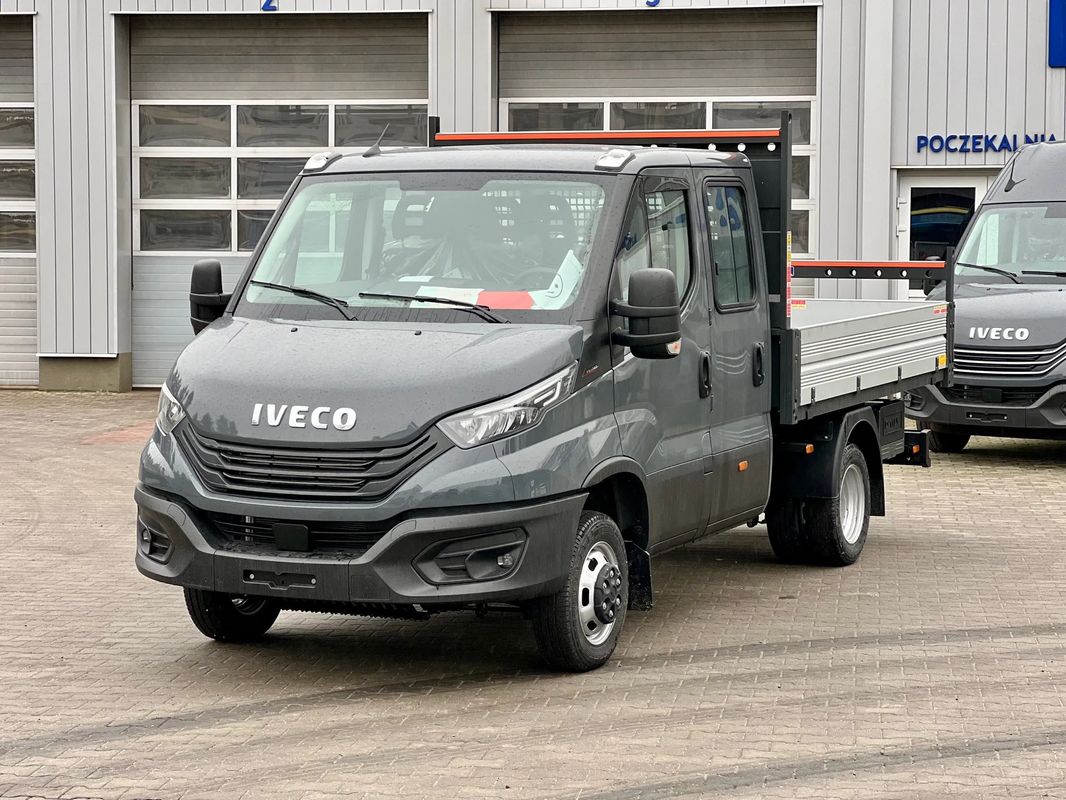 Iveco Daily Doka z wywrotem ekspozycyjne