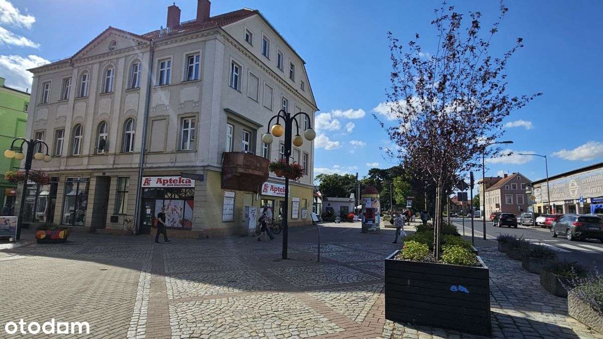 Inwestycja Dwa Budynki - jedna całość Centrum-12