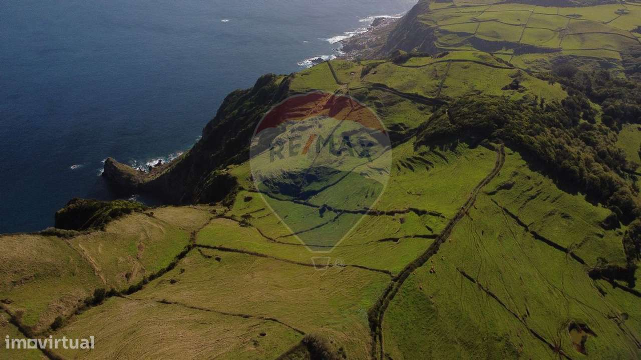 Prédio T2 para venda - Grande imagem: 5/9