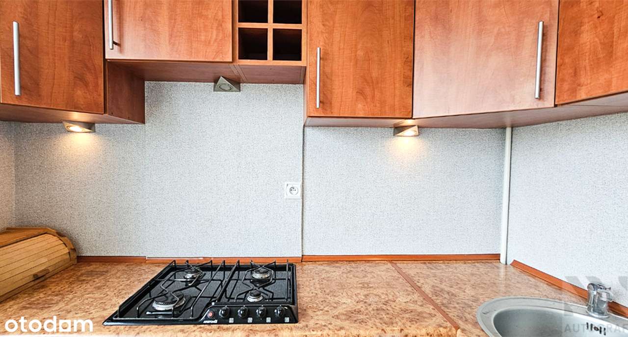 Mieszkanie 33 m2, oddzielna kuchnia, balkon, piwnica-9