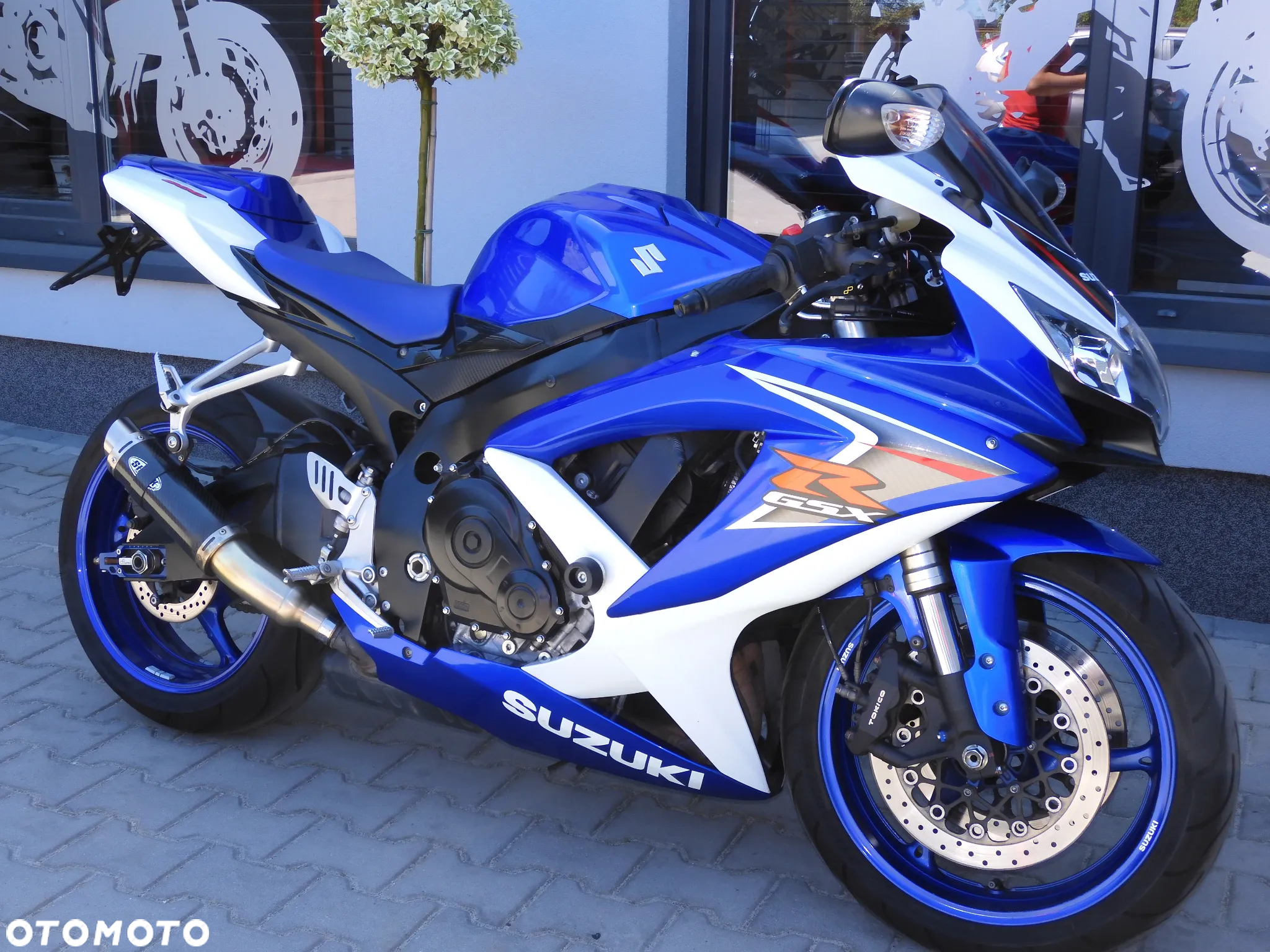 Suzuki GSX-R - 10