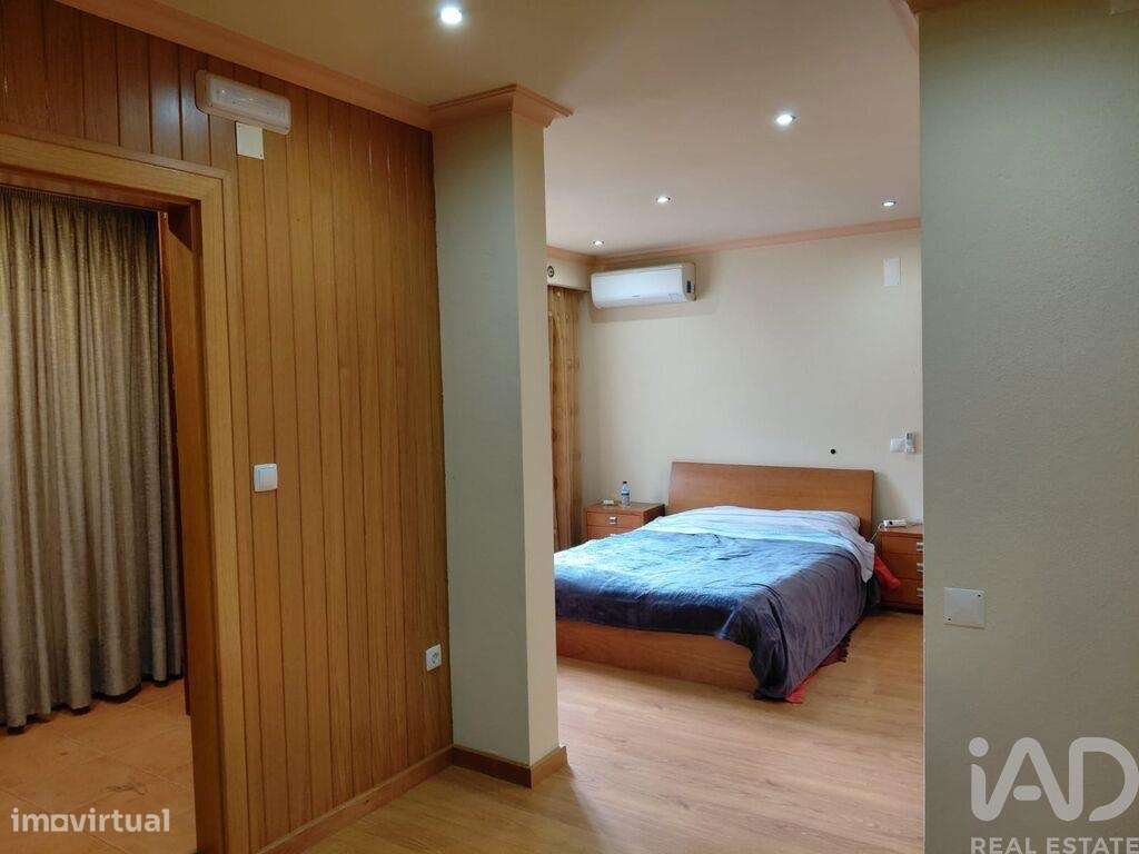 Moradia isolada T2 em Casegas e Ourondo de 256 m2 - Grande imagem: 4/31