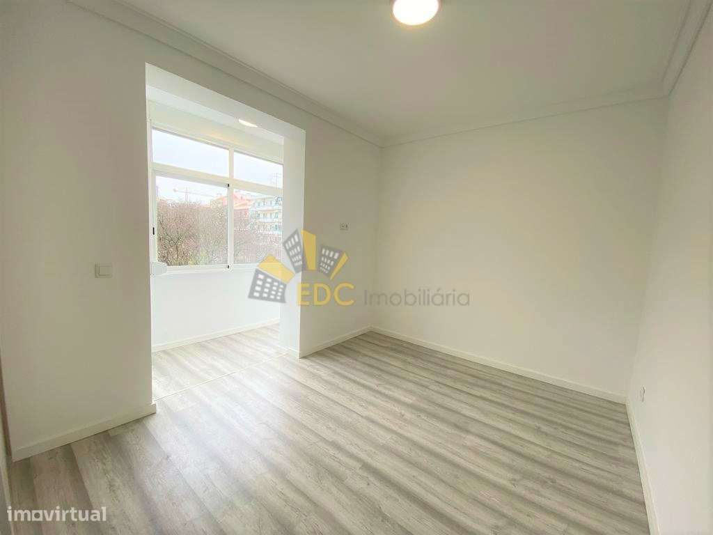 Apartamento T1 Totalmente Remodelado | Localizado em Arroios, perto...-12