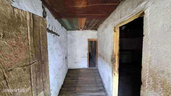 MORADIA PARA RECONSTRUÇÃO | 240 m² | Quinta | Garagem | Bragança - Grande imagem: 5/11