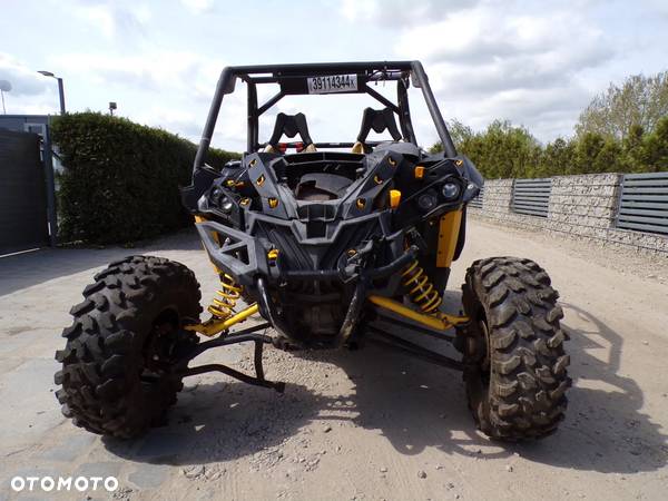 Can-Am Maverick - 2