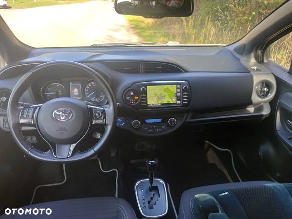 Toyota Yaris Hybrid 1.5 VVT-i Comfort - 24