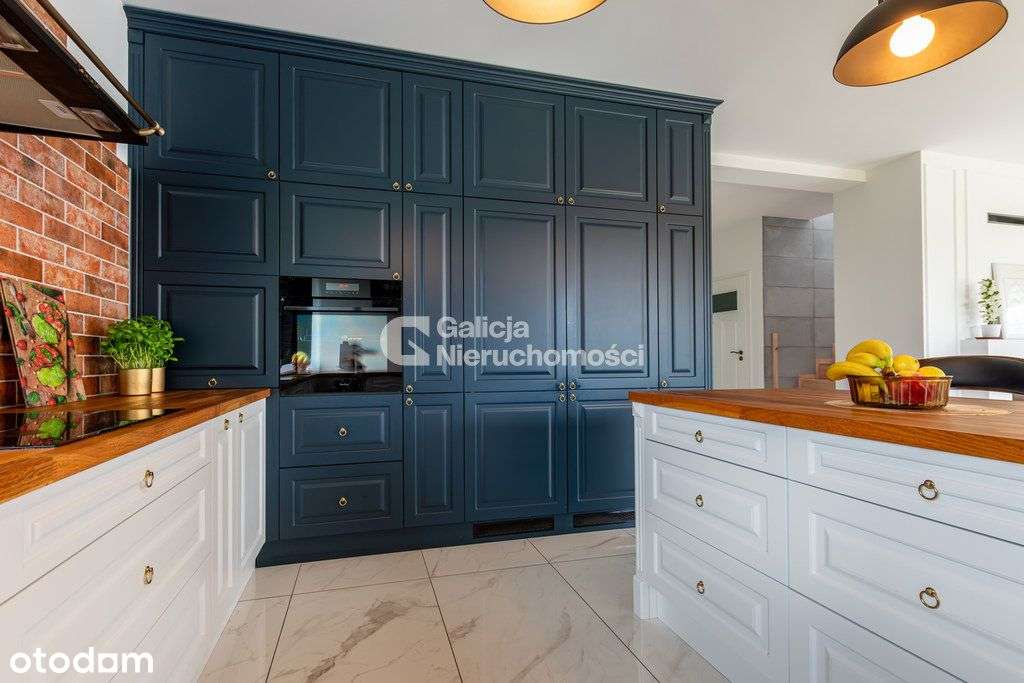 Komfortowy dom parterowy z użytkowym poddaszem - Pełny obrazek: 1/20