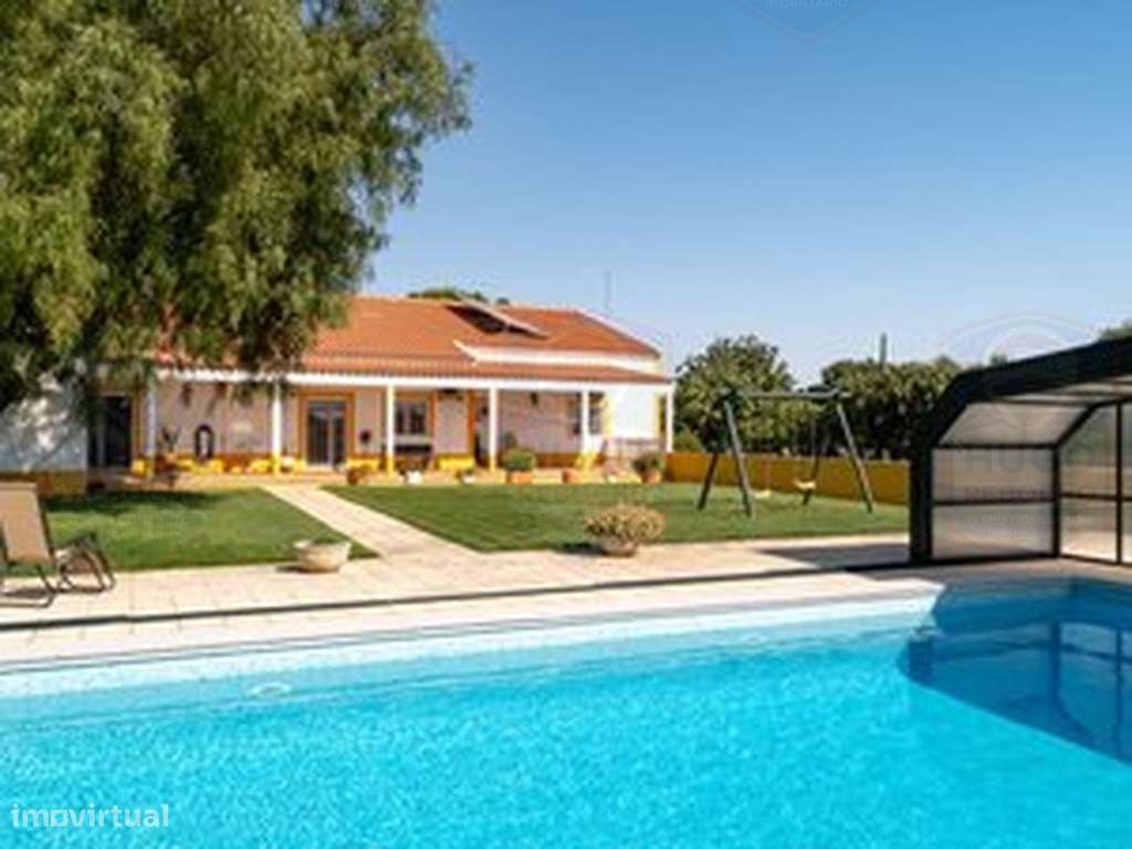 Descubra o privilégio de viver no coração do Alentejo!-53