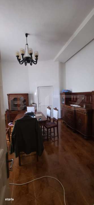 Casa 4 camere , teren 285 mp, zona semi-centrala - Imagine principală: 5/19