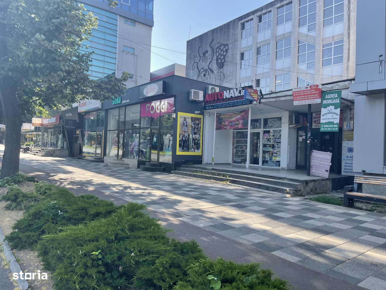 Proprietar, Vand spatiu comercial 30mp+terasa30mp, Bd.Brailei 165-5