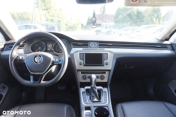 Volkswagen Passat 2.0 TDI BMT Comfortline DSG - 8