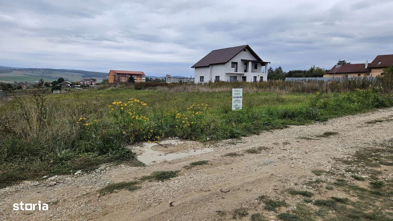 20min de Brasov teren cu toate utilitatile str Monumentului Feldioara-6