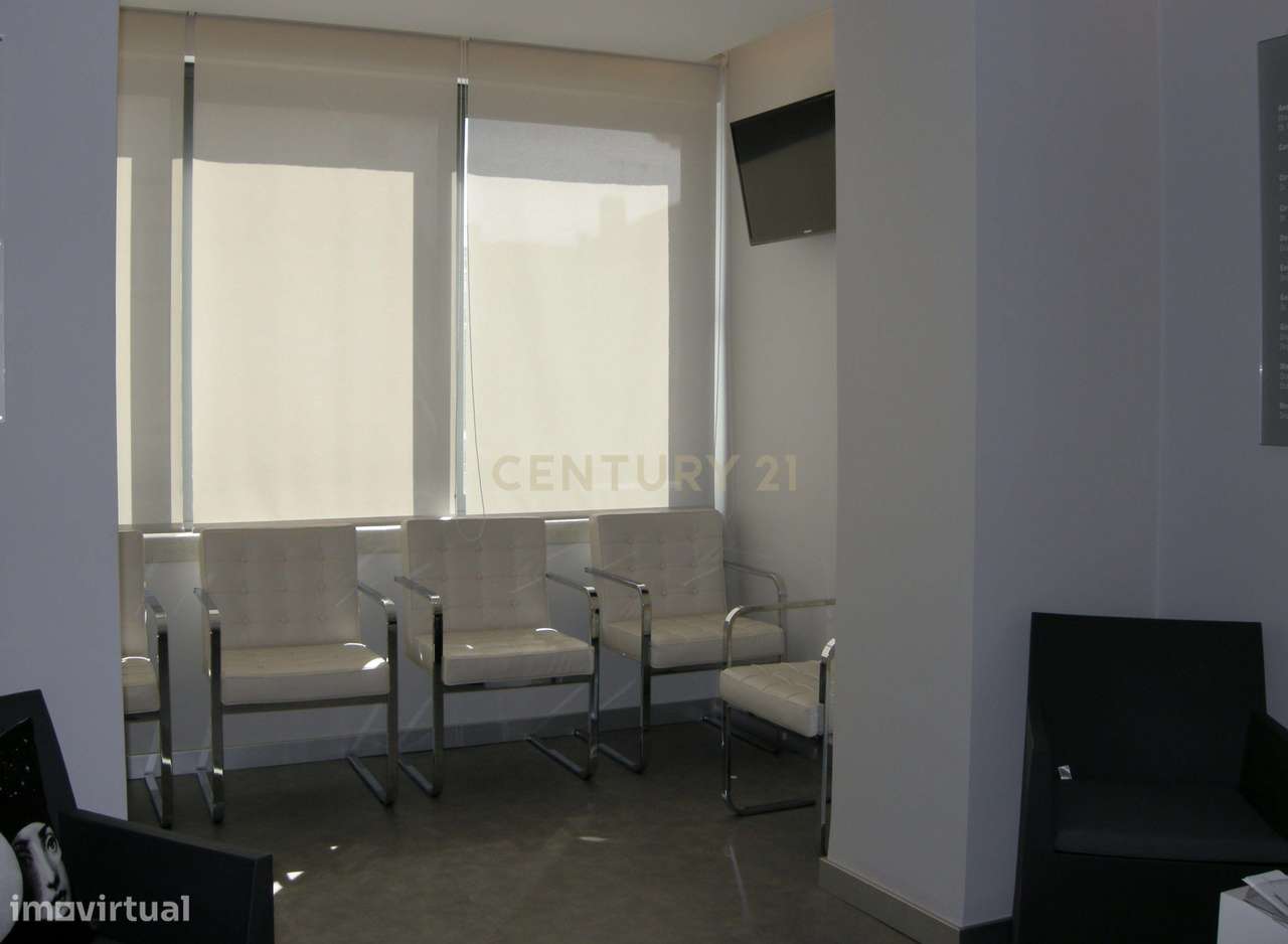 Prédio reabilitado no Centro histórico de Oeiras-8