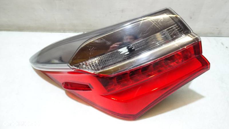 LAMPA LEWA TYLNA TOYOTA COROLLA E16 LIFT 81560-02A80 - 1