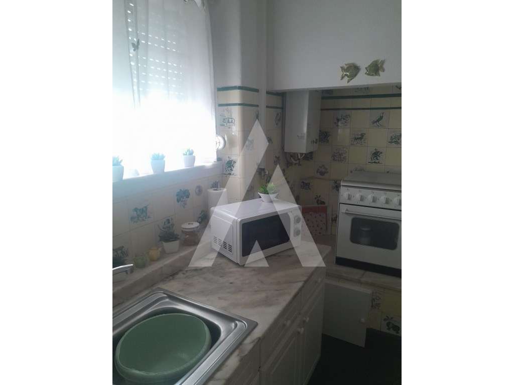 Andar de Moradia T3 em pleno Bairro da Beira Mar - Grande imagem: 3/9