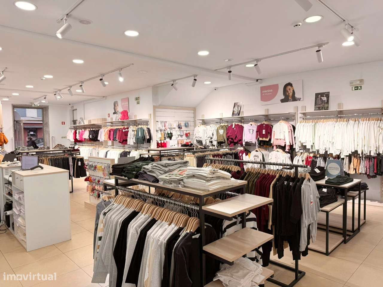 Trespasse de Loja de Roupas Infantis! - Grande imagem: 3/13