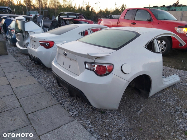 TOYOTA GT86 Subaru BRZ wykładzina tunel środkowy - 5