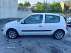 Renault Clio - 13