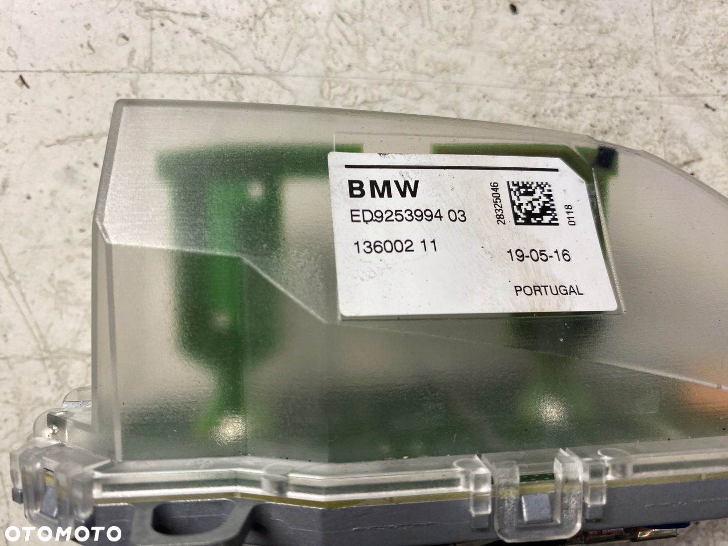 BMW i3 ANTENA DACHOWA GPS 9253994 - 2