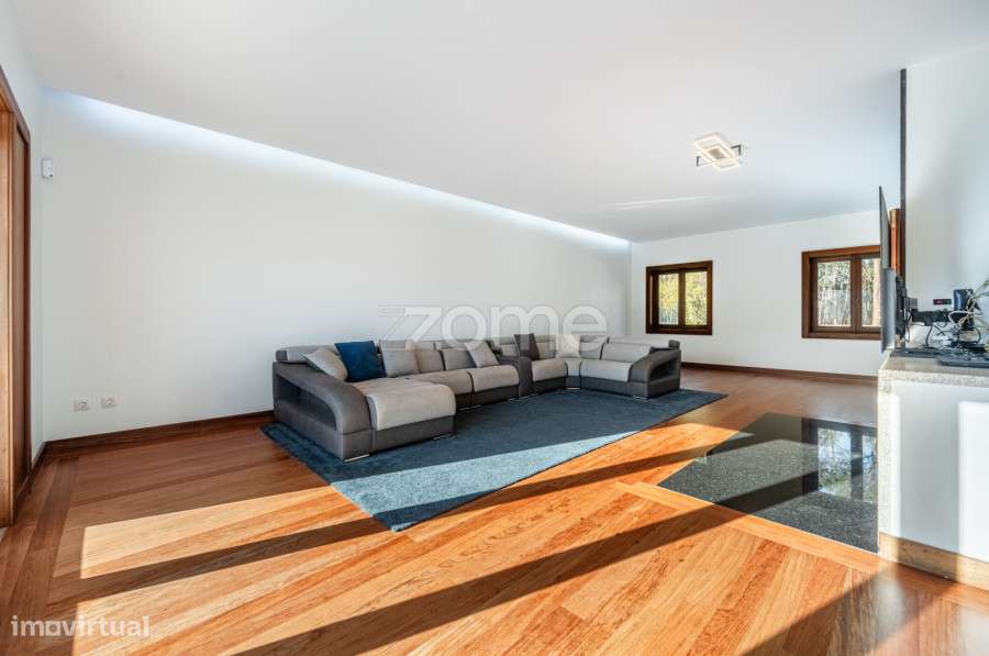 Moradia T3+1 Independente em Loureiro, Oliveira de Azeméis-36