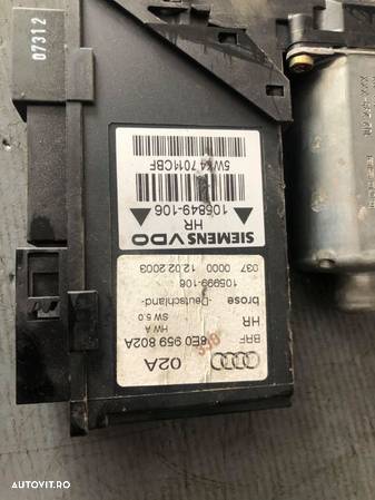 Motoras geam dreapta spate audi a4 b6 - 2