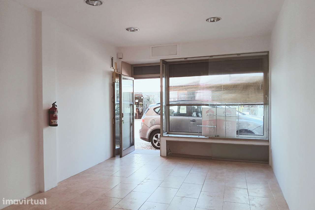 Loja para Arrendamento no Centro de Anadia - Grande imagem: 5/11