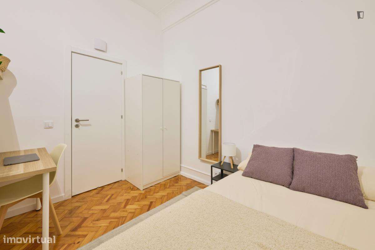 Quarto - localizado em Alameda Lisbon - Grande imagem: 4/8