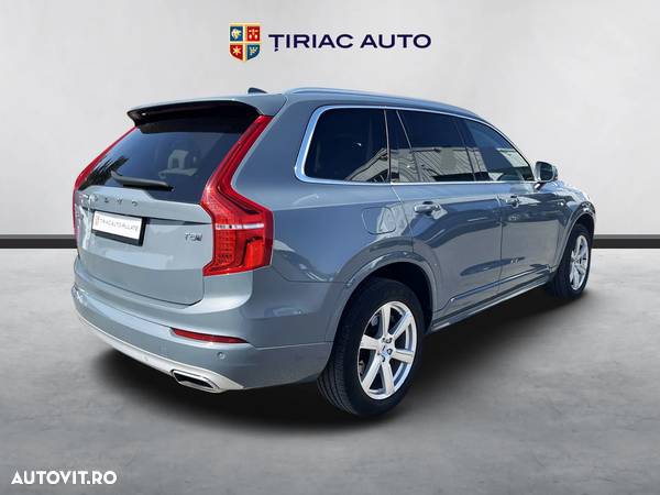 Volvo XC 90 - 5