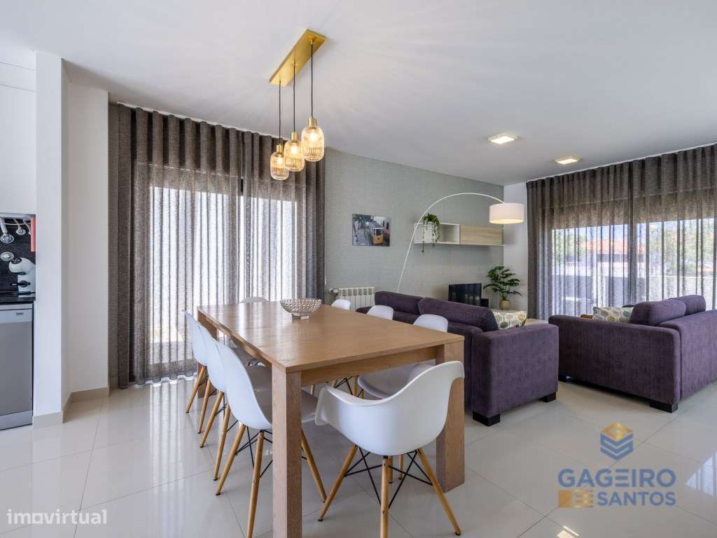 Moderna moradia T3 com piscina privativa-12