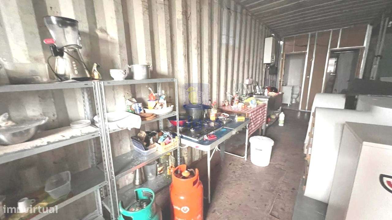 Lote de terreno  com 190m2 com 3 contentores para remodelaçao de habit - Grande imagem: 3/10