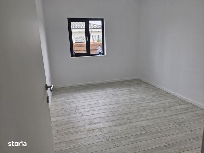 Casa 4 camere parter Stefanesti-9