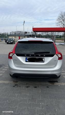 Volvo V60 DRIVe - 4