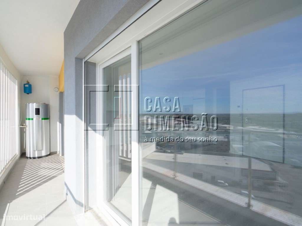 Apartamento T2 localizado na zona de Santa Marta do Pinhal, com var... - Grande imagem: 2/28