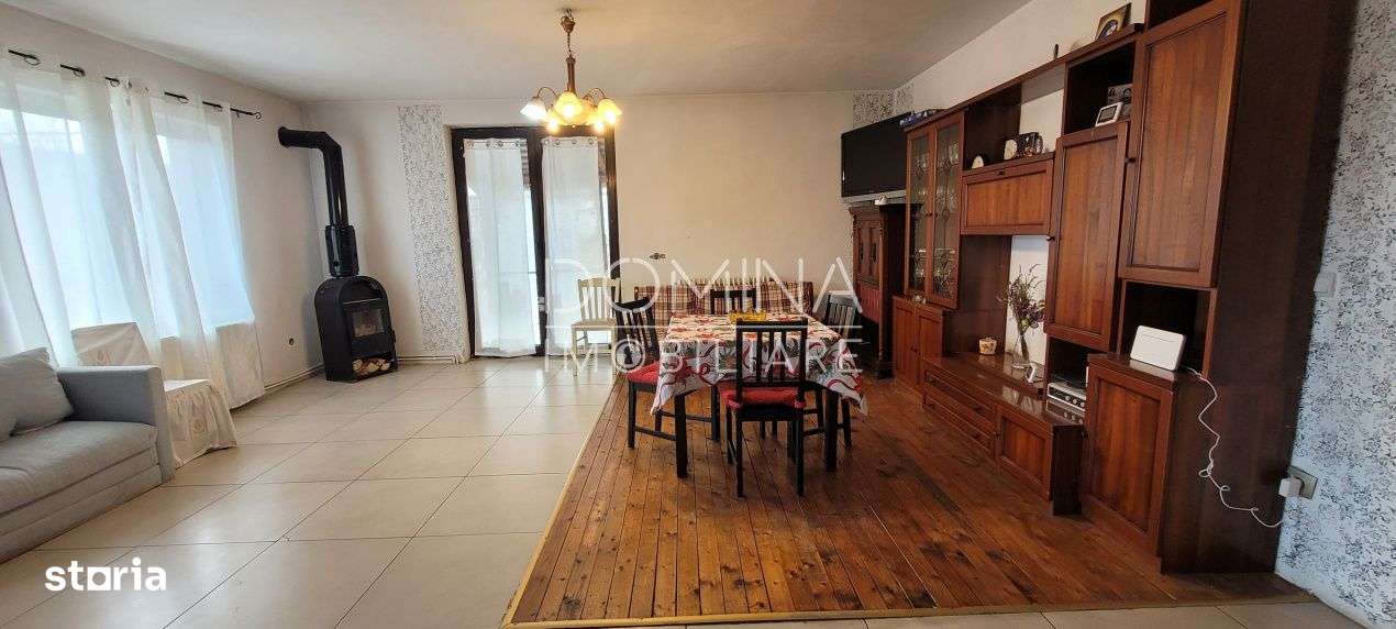 Vanzare casa situata in Tg. Jiu, str. Jiului - zona Pietei Centrale - Imagine principală: 2/10