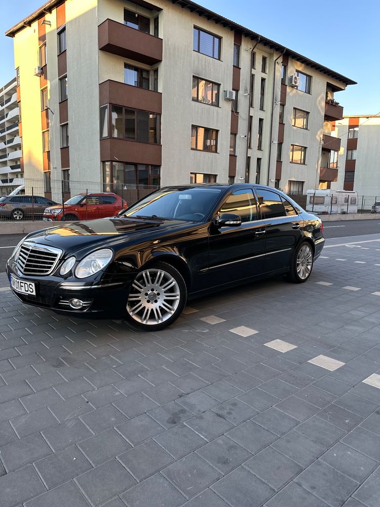 Mercedes-Benz E W211 [2002 - 2009] 220 CDI BlueEfficiency Aut. 2008