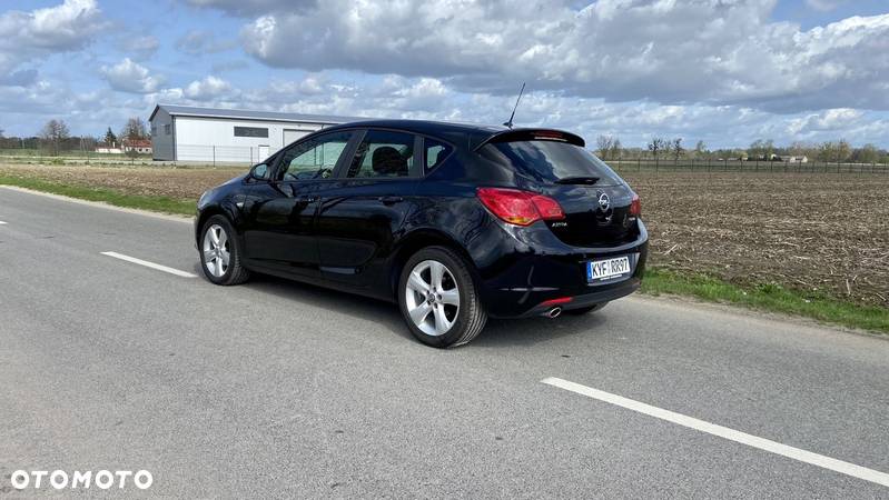 Opel Astra - 6