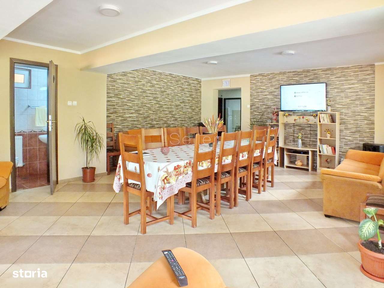 Pensiune turistica pozitionare ultracentrala - Imagine principală: 4/20