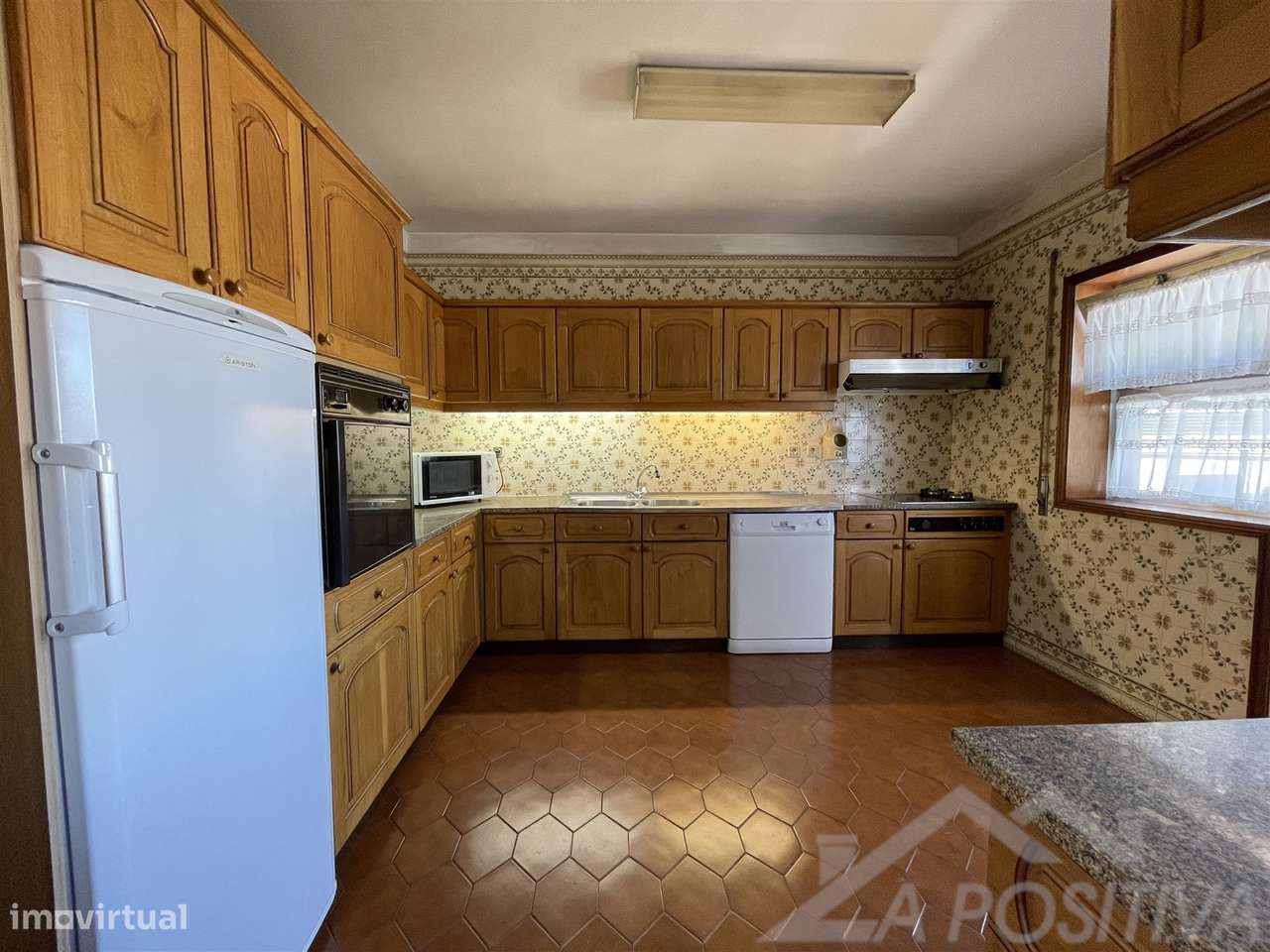 Apartamento T6 Venda em São João da Madeira,São João da Madeira-28