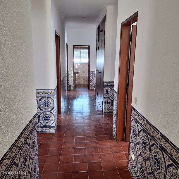 Excelente local habitacional-25