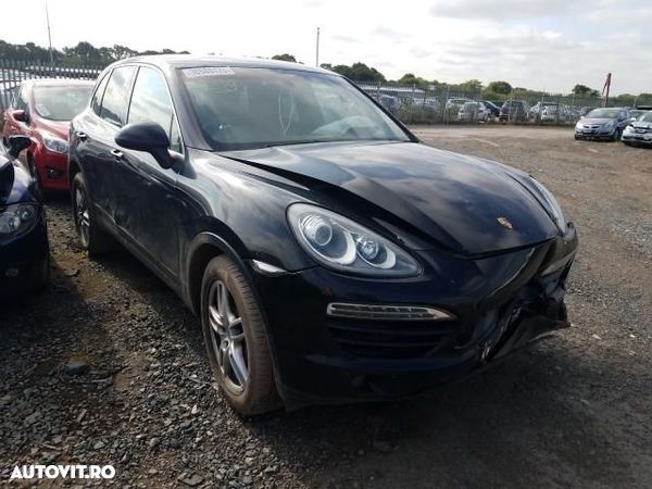 Dezmembrez Porsche Cayenne 3.0 diesel an 2012 cod CASA CRCA - 1