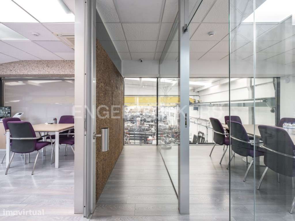 Armazém totalmente equipado zona Industrial Baixa da Banheira - Grande imagem: 5/27