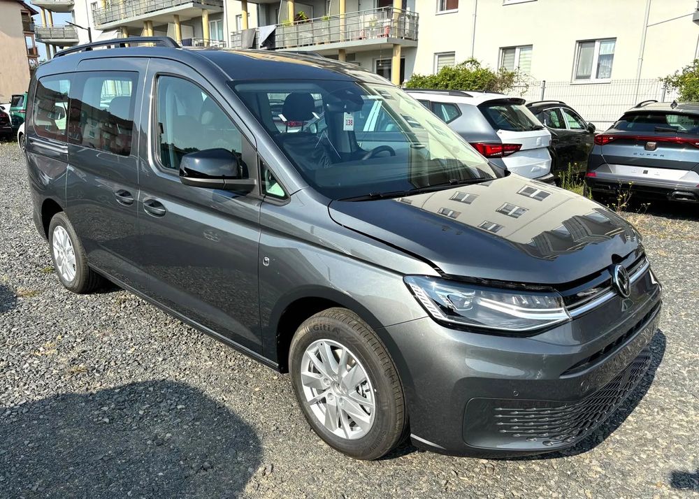 Volkswagen Caddy Maxi Life / 2.0 TDI / 122 KM / DSG