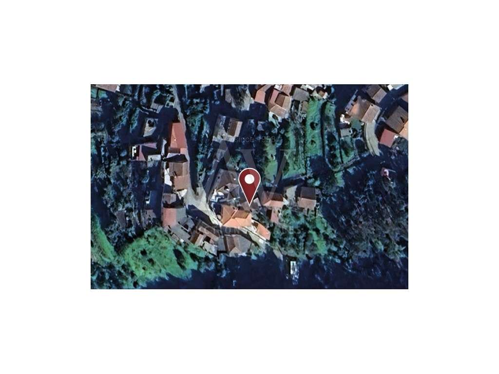 1/2 Indivisa de casa de 2 pisos com logradouro e quintal - PENACOVA... - Grande imagem: 4/5