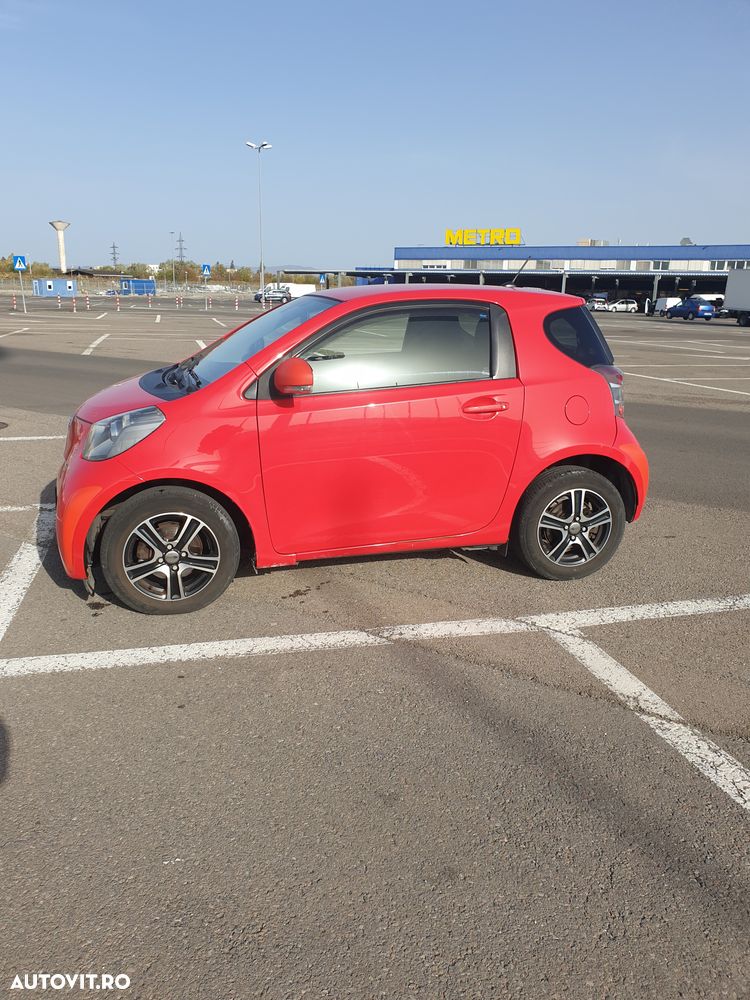 Second hand Toyota iQ - 3 600 EUR, 157 000 km - Autovit