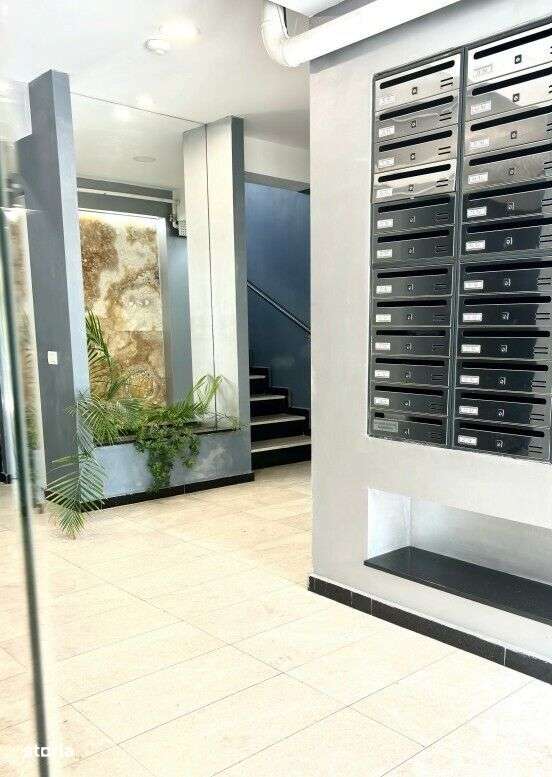 VANZARE 2 cam 70 mpu vis a vis de Stejarii Residence-0