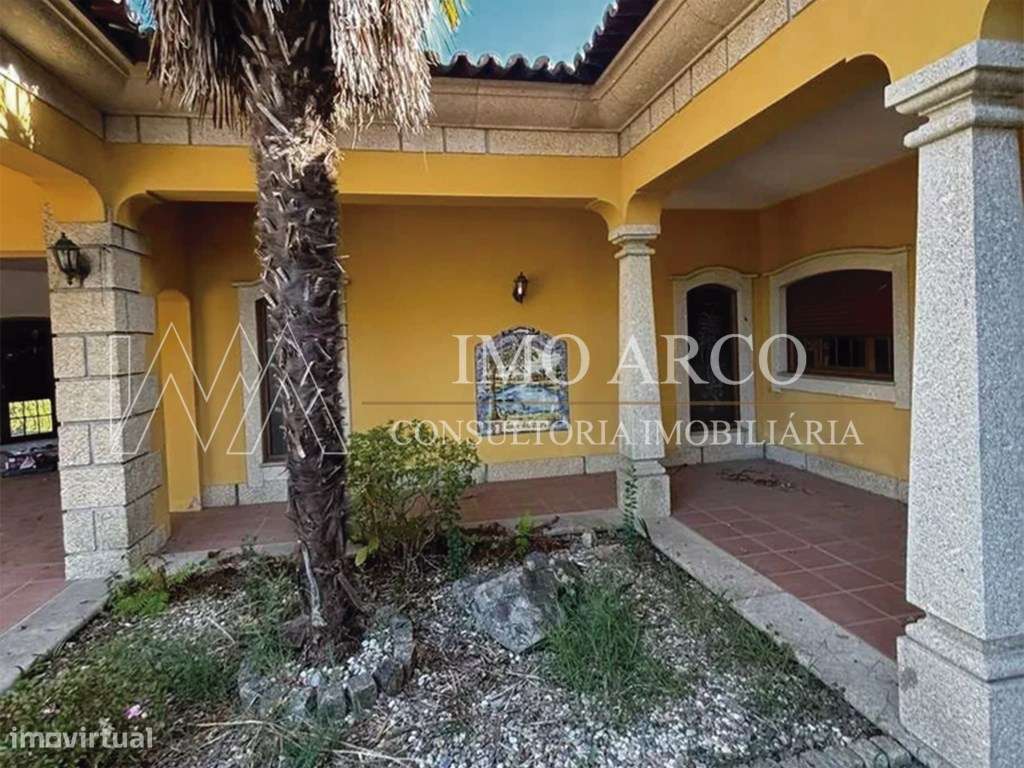 Quinta, com Moradia, Piscina e Adega-29