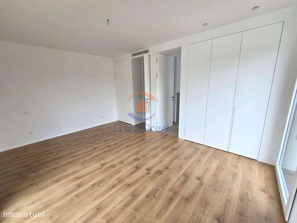Apartamento T3 c/ Varanda de 22 m2 em Condomínio Privado | Odivelas - Grande imagem: 5/16